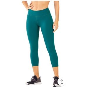 Fabletics Define Mid-Rise Crop Legging in Fjord Size Small Athletic Workout